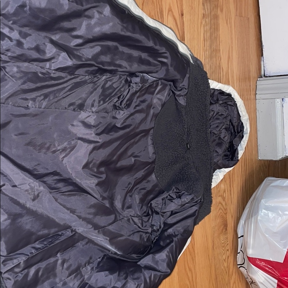 Snowboard jacket - Picture 2 of 6